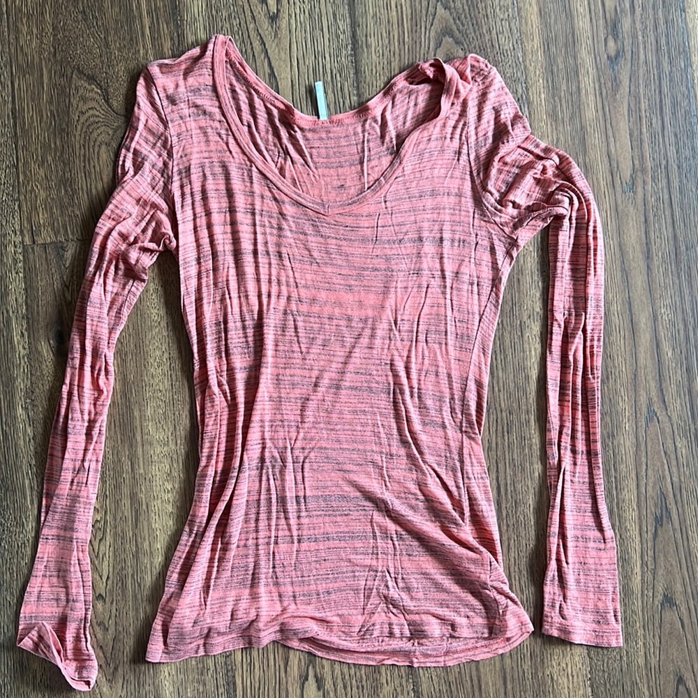 Womens buckle top size medium